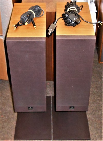 Meridian m2 shop active speakers