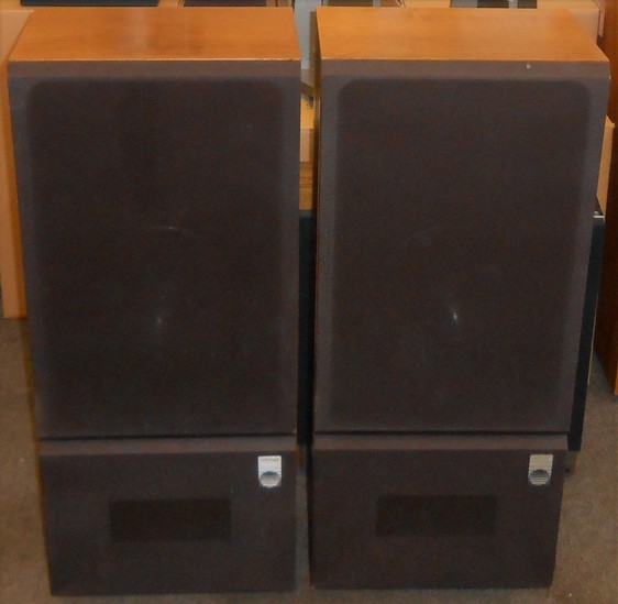 Mirage sm hot sale 3 speakers